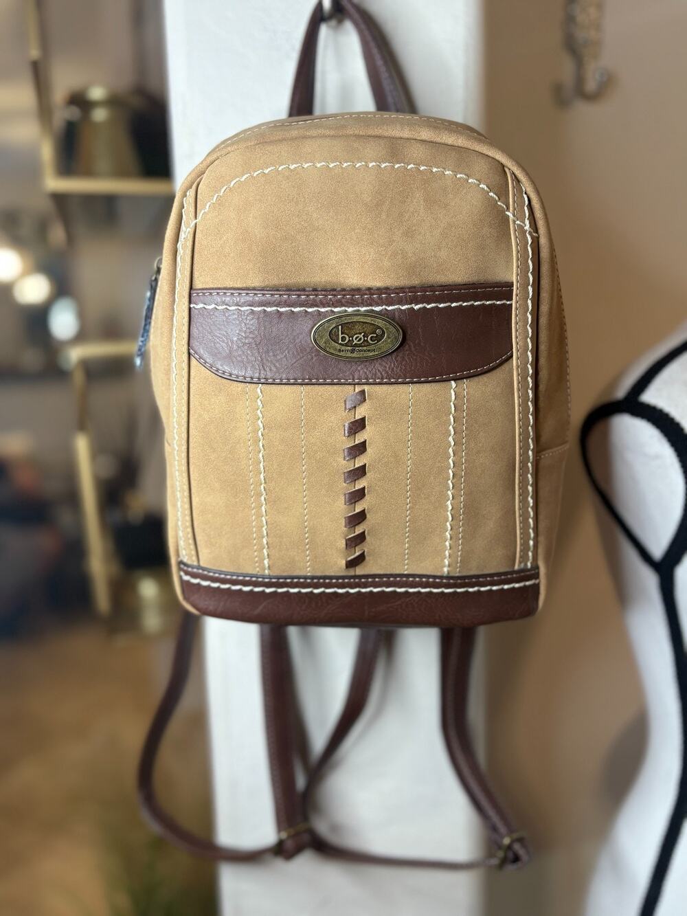b.o.c Born Concept One Size Saddle/Chocolate Faux Leather Backpack Purse Bag NEW